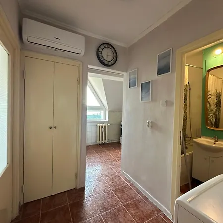 Διαμέρισμα Garsoniera Langa Prefectura - Ultracentrala Κραϊόβα