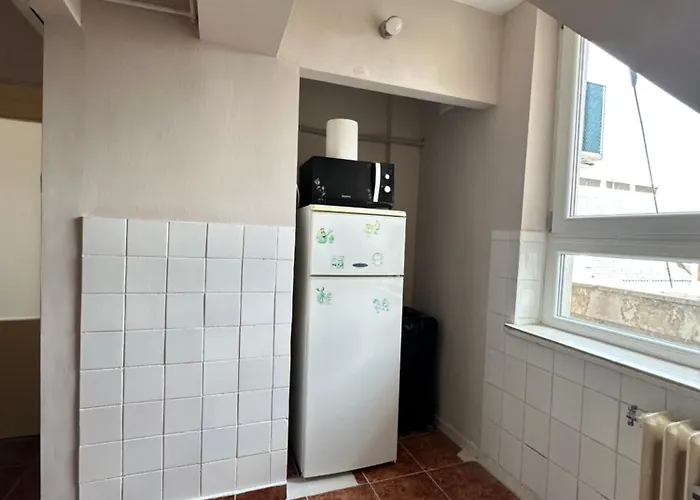 Garsonieră Lângă Prefectură *