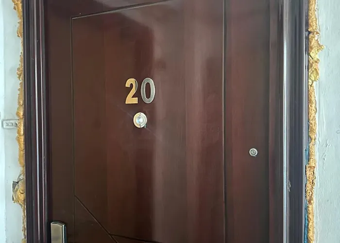 Apartment Garsoniera Langa Prefectura - Ultracentrala *